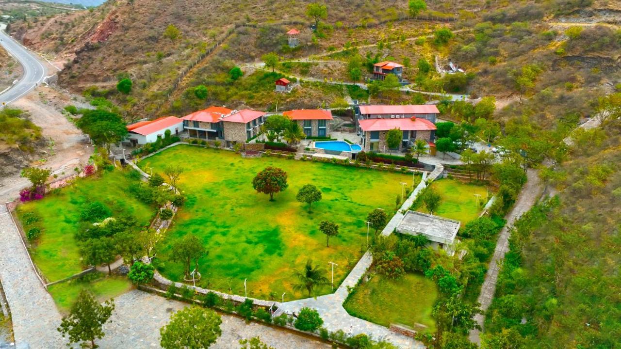 The Divine Hills Resort Nāi Esterno foto